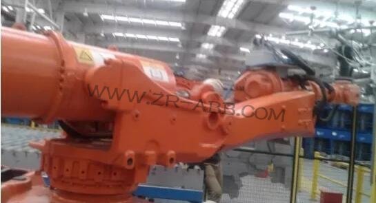 ABB機器人更換各軸潤滑油保養(yǎng)